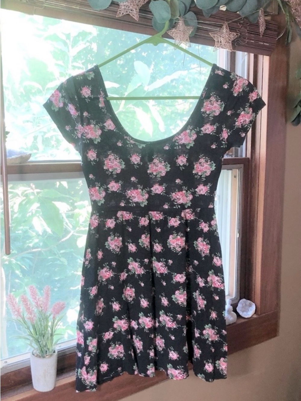 Full Tilt Black & Pink Floral Babydoll Top Women’s Size XS Y2K 2000s Fit & Flare